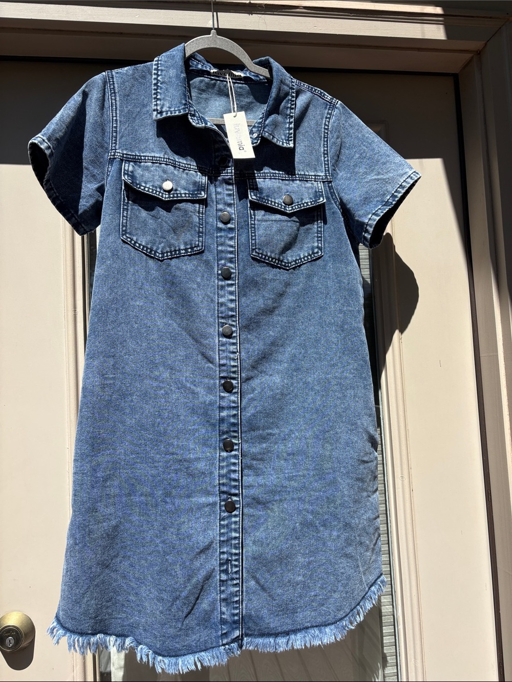 Denim Button-Front SS Dress - Med - Picture 2 of 8